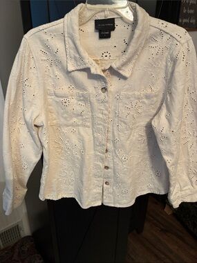 Liv Los Angeles Cream Eyelet Button-Down Shirt